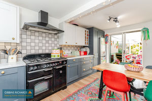 Kitchen- click for photo gallery